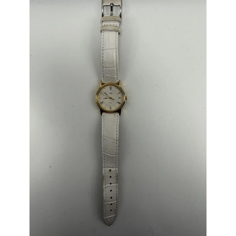 Timex Ladies Watch New Battery 1988 Vintage 31MM 8